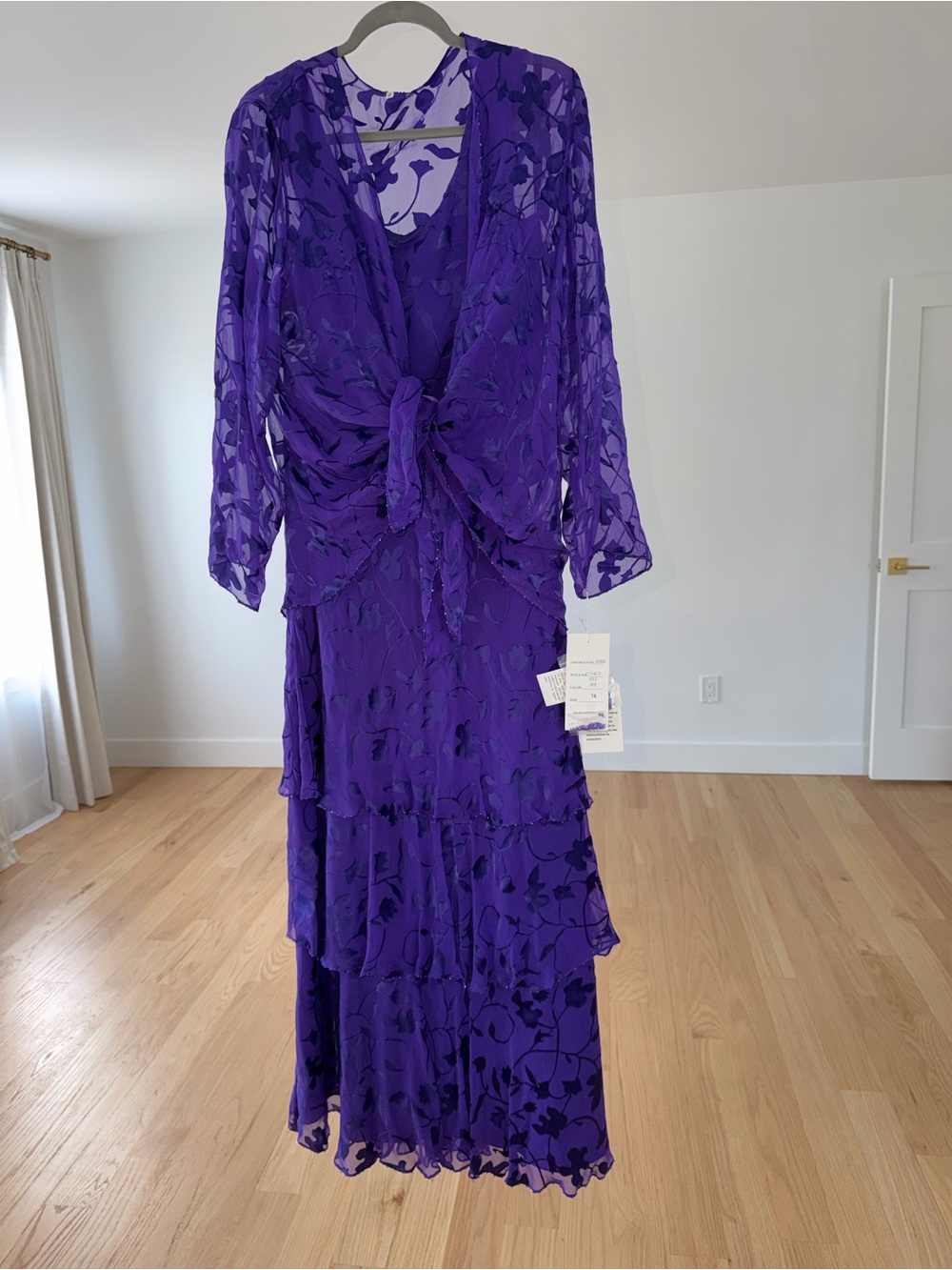 100% silk Capri by mon cherry maxi elegant dress